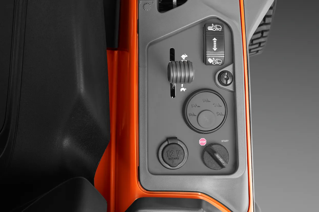 Husqvarna RC 320Ts AWD – Image 9